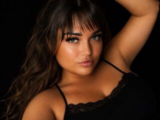 nude camgirl photo IzabellaBum