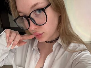hot strip tease cam JadeDerrow