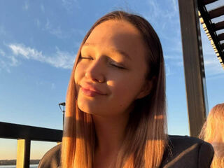 nude webcam KatharineDeakyne