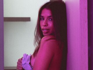 live cam show KianaGreen