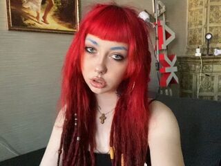 camwhore masturbating with dildo KiaraSi