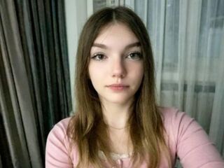 shaved pussy cam KoriMatinez