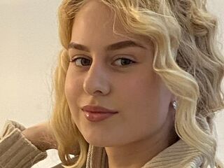 chat room cam LaniePlewa