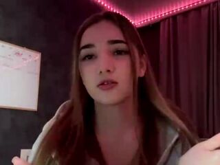 fingering cam girl picture LaurynKendell
