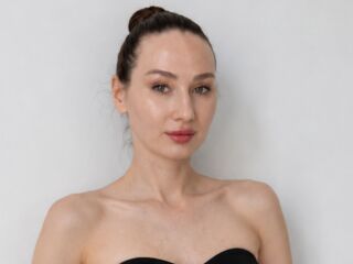girl chat room LeomaAlferez