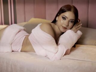 shaved pussy web cam LilithFoxter