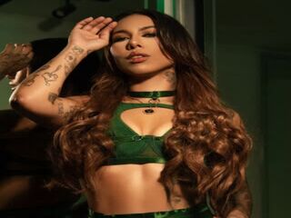 sex cam live LilyHarpers