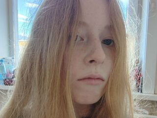 camwhore spreading pussy LonaTonas