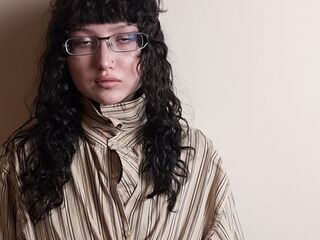 girl webcam show LonnieMackaman