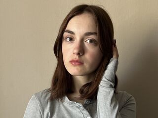 girl cam free LouanneNading