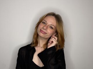 naked cam girl picture LouiseSchmidt
