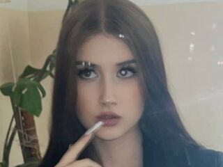 live cam girl LovellaWalwyn