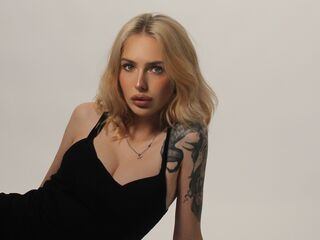 chat room live show LowerFrancis