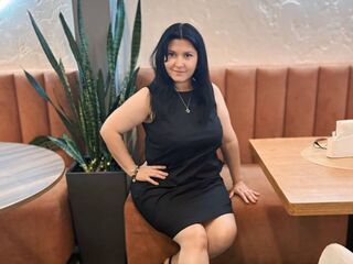 girl camsex LuisaMiller