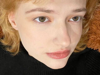 webcam hooker LunaBeans