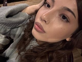 masturbating girl LynetteLavoie