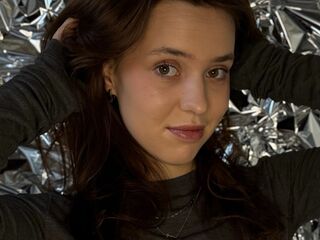 naked cam girl MabelleBoulter