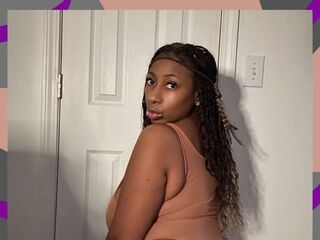 naughty webcamgirl MadamGlam