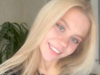 fingering cam girl video MarlenaBalceiro