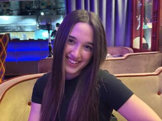 live webcam girl MaryamKeets