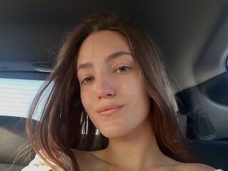 camslut topless MaryannLiquori