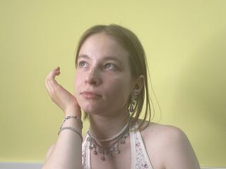 camgirl playing with sex toy MaureenDilley