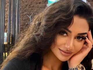 shower webcam MayaDastrup