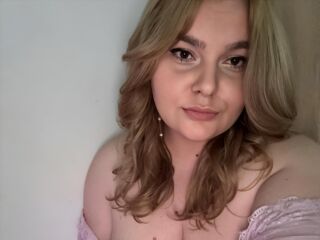 babe web cam MeganDarcy
