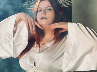 live webcam performer MelissaRed