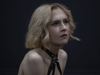 free sex cam MilaVeyra