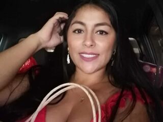 streaming live webcam MillyLara