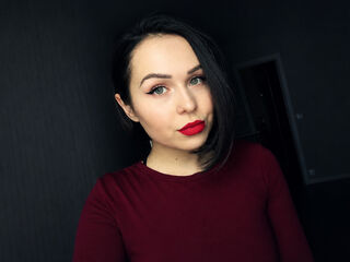 cam girl playing with vibrator MiraCurtiz