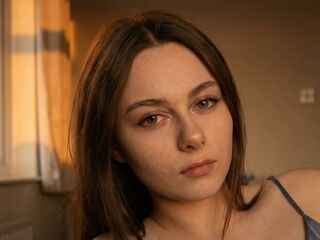 free webcam MireyaElowen