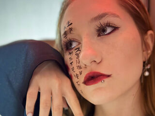 webcamgirl live sex MistyColacone