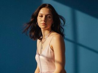 streaming live webcam MolliePoydras