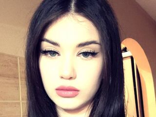 masturbating camgirl MonaCarterr
