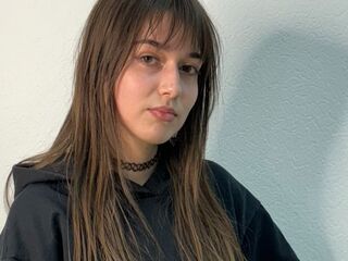 girl shaving pussy OmegaCalcagni