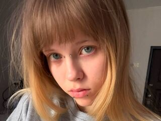 naked girl with webcam fingering pussy OpheliaWrenny