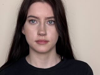 naked cam girl masturbating with sextoy OssieMichard