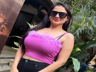 camgirl chat room PeachyGlow