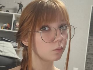 hot sex cam RozellaBouch