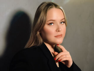 bedroom live webcam SallySavage