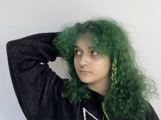 cam girl fingering pussy SamellaMagowan