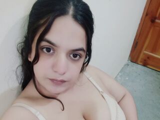 camgirl masturbating with dildo SandyQueen