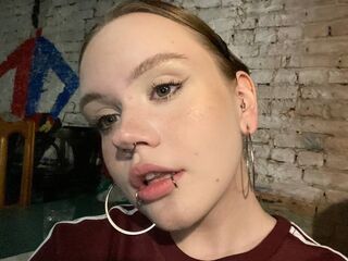 hot strip tease webcam SaraKnights