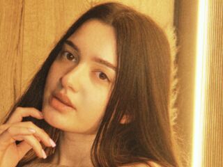 cam whore livesex SavannahHoward