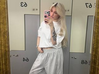 naked cam girl gallery ScarlettAndreula