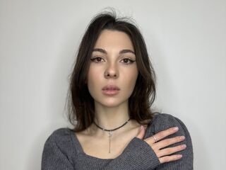 naked webcamgirl photo SkyeSnow