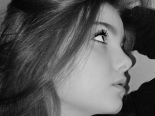 girl chat room StephanieMiller