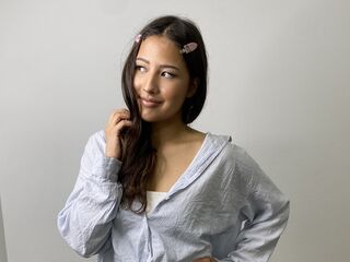 naked girl with webcam masturbating with vibrator SuzannHedtke